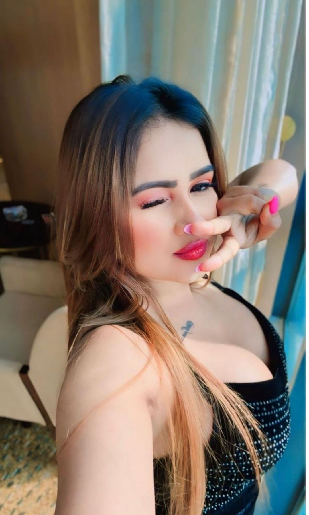 Call Girls In Rajiv Chowk +91-9899943406 Escort Service In Delhi