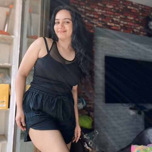 FRESH¹⁸+ 9953322196 > Call Girls in Sriniwaspuri Delhi