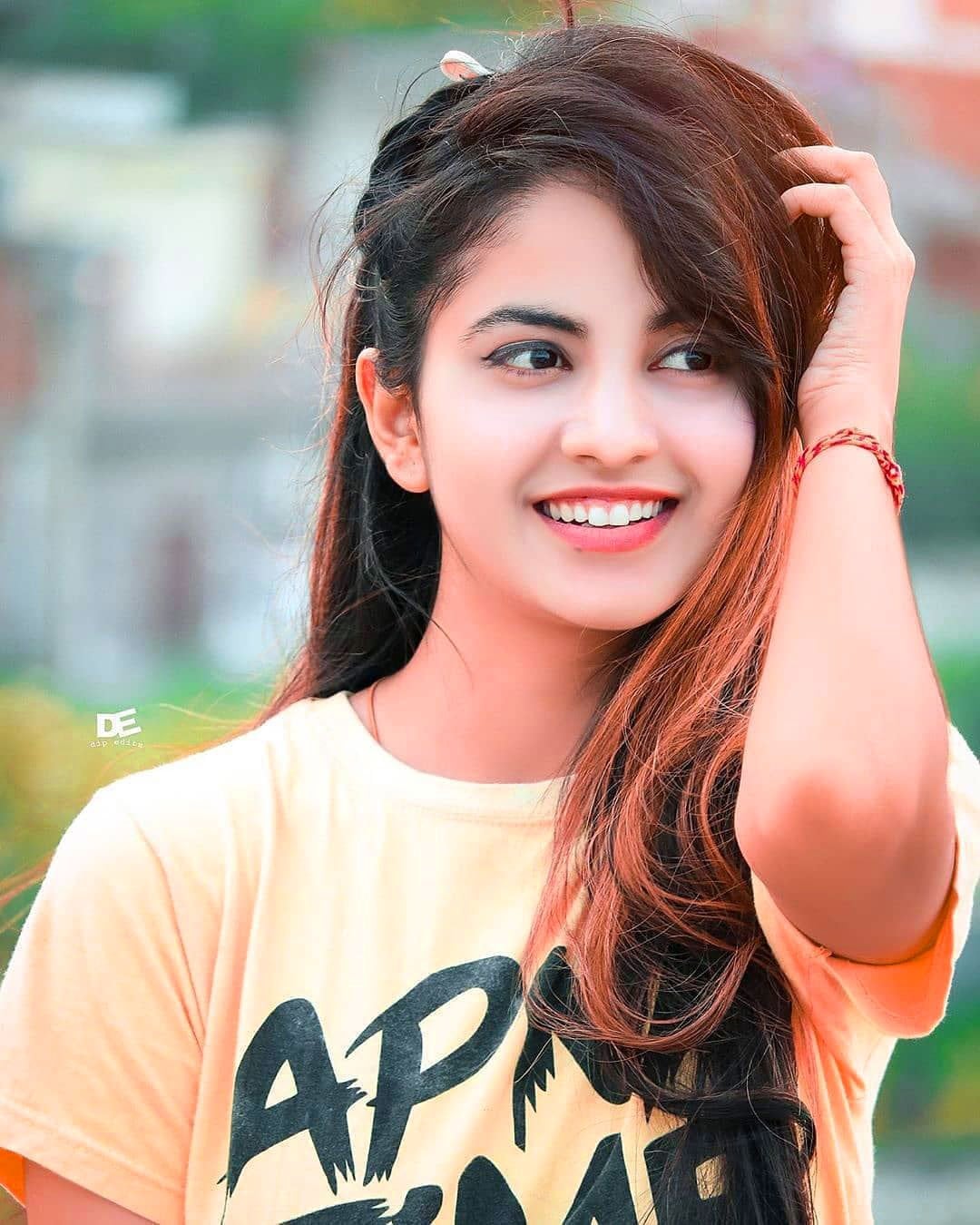 Top model 𝟵𝟯𝟬𝟰𝟲𝟭𝟱𝟭𝟮𝟳 college call girl service available in