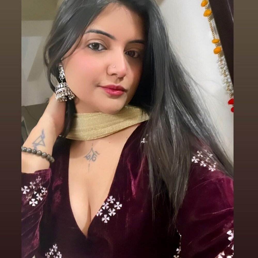 Call Girls in Munirka ((𝟗𝟔𝟒𝟑𝟎𝟗𝟕𝟒𝟕𝟒))Escort Service Delhi Ncr