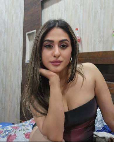 Bhiwani Top model 𝟵𝟯𝟬𝟰𝟲𝟭𝟱𝟭𝟮𝟳 college call girl service available in