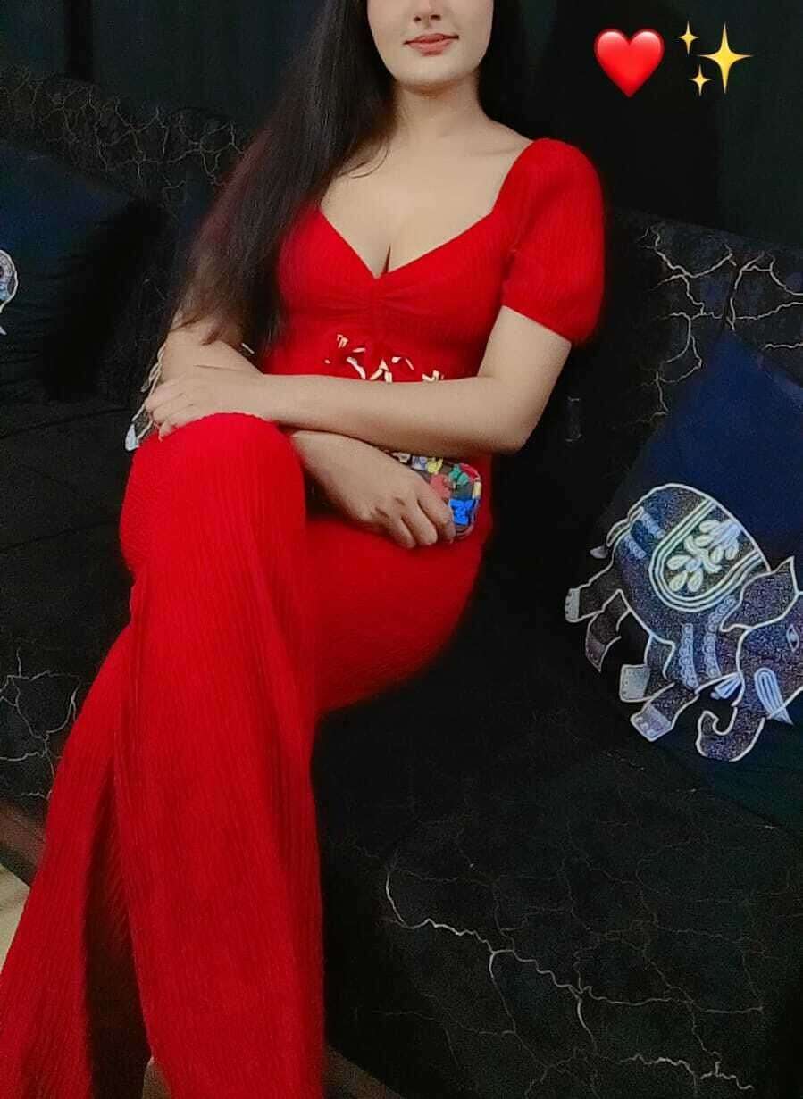 Call Girls in Vasant Kunj 9310318173 Escorts Service Delhi