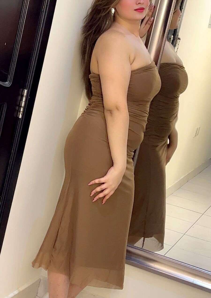 Call Girls in Seelampur 9310318173 Escorts Service Delhi